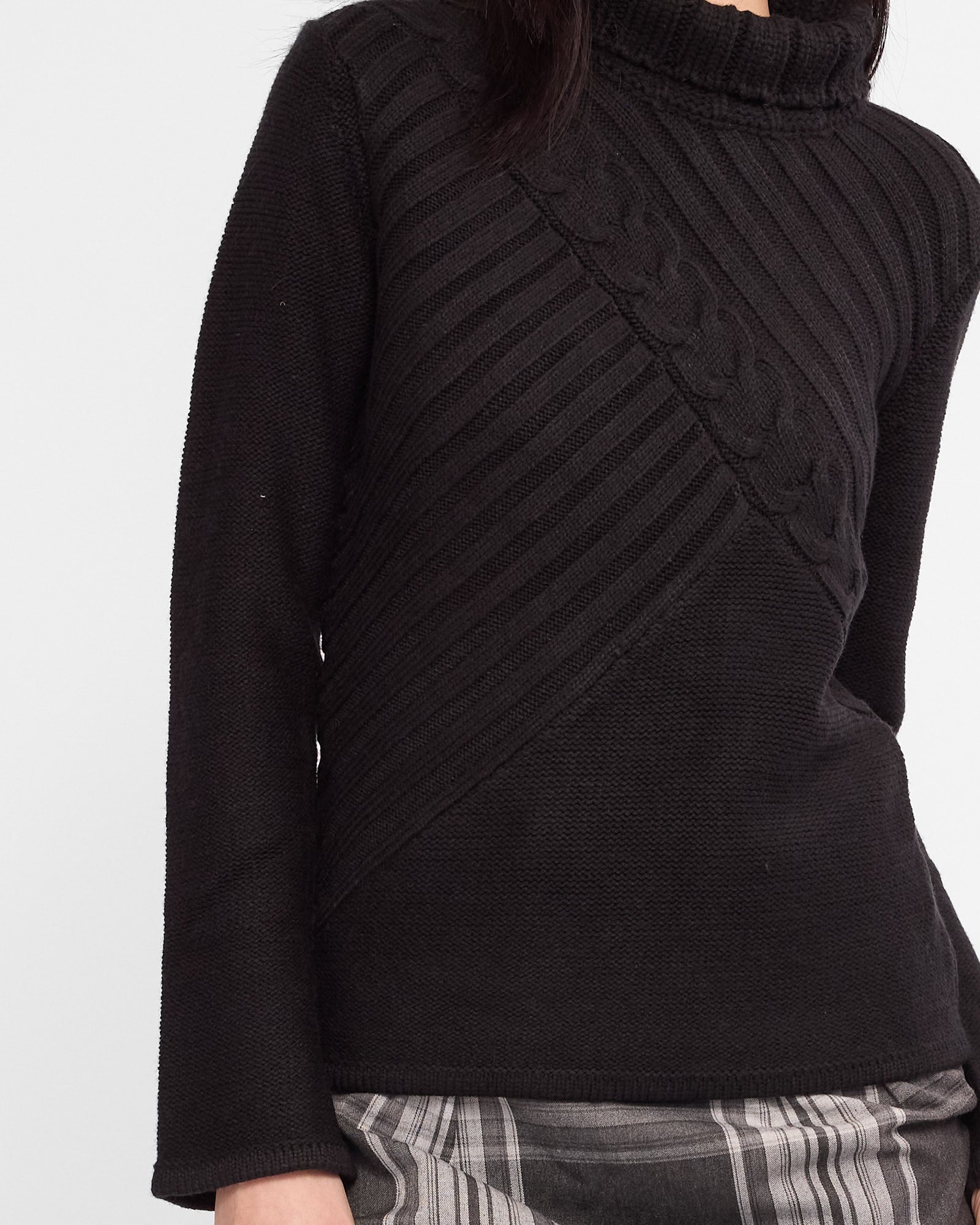 Flare Sleeve Turtle Neck Knit Sweater - Black