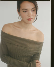 Fold Over Rayon Ribbed Knit Top